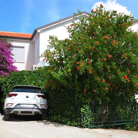 Apartments Antares Mali Lošinj Buitenkant foto