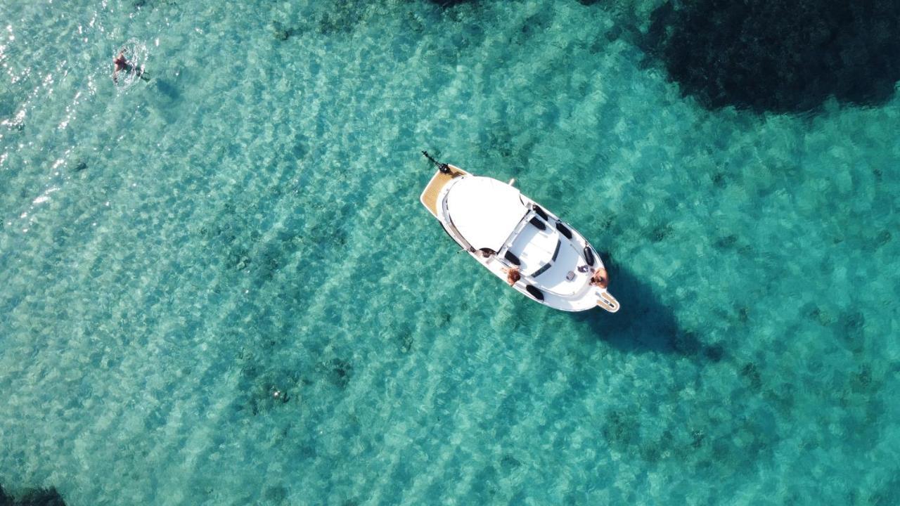 Apartments Antares Mali Lošinj Buitenkant foto