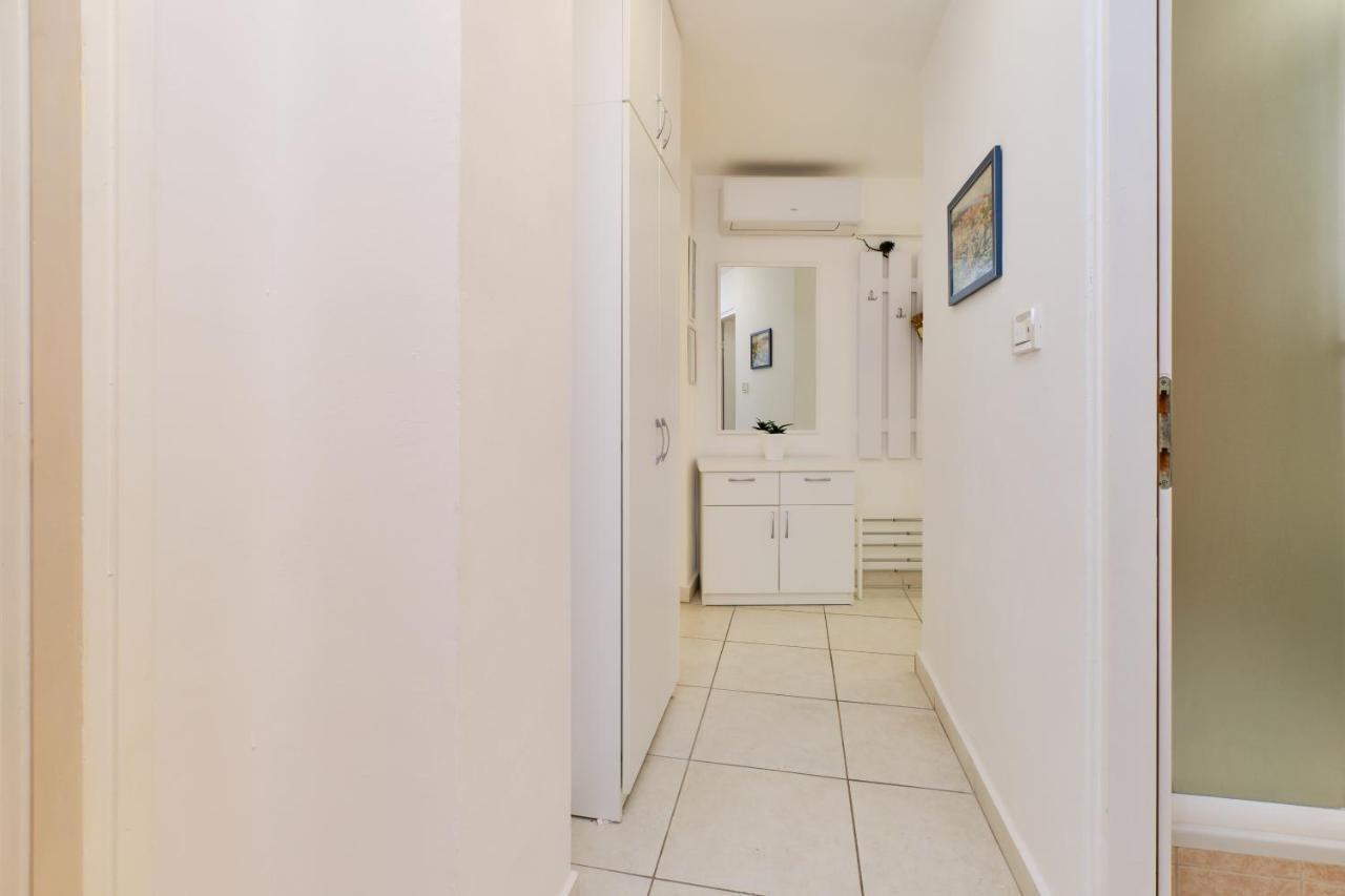 Apartments Antares Mali Lošinj Buitenkant foto
