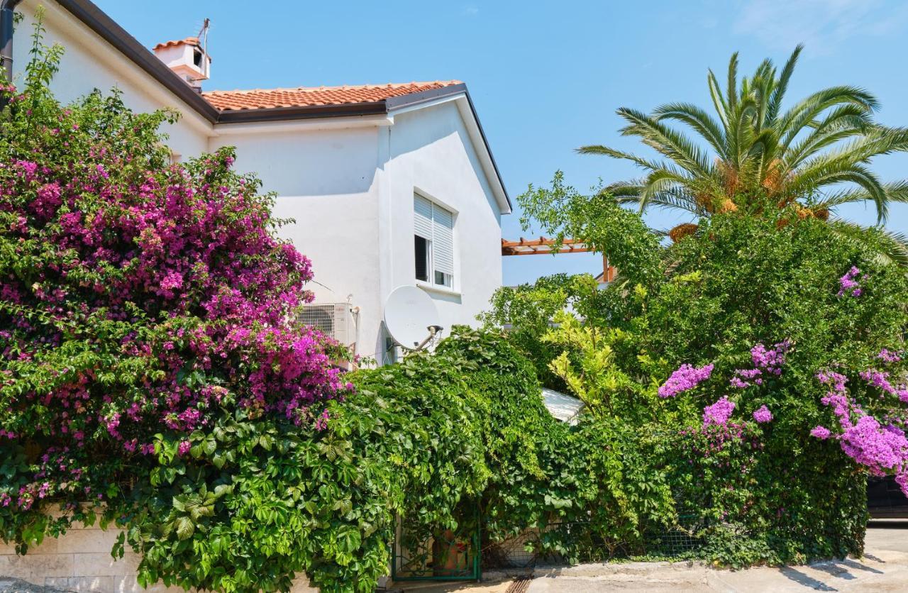 Apartments Antares Mali Lošinj Buitenkant foto
